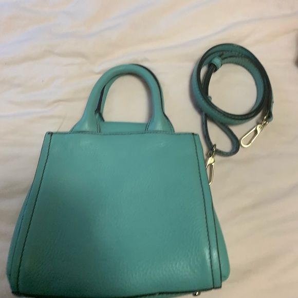 Pretty mint Kate Spade purse - EUC - Picture 3 of 3